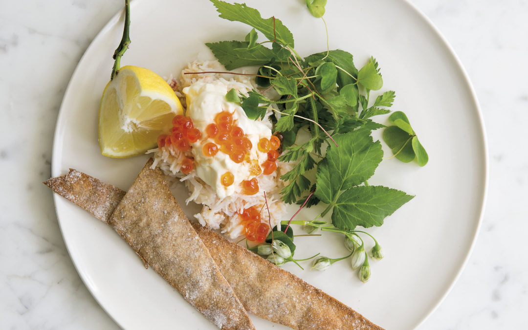 Monthly Recipe / Crab with Crème Fraîche and Roe
